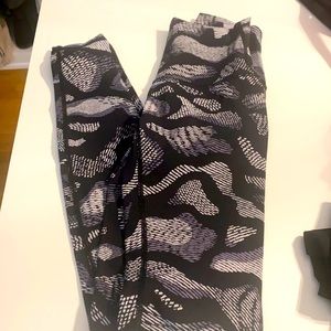wunder wonder lululemon leggings